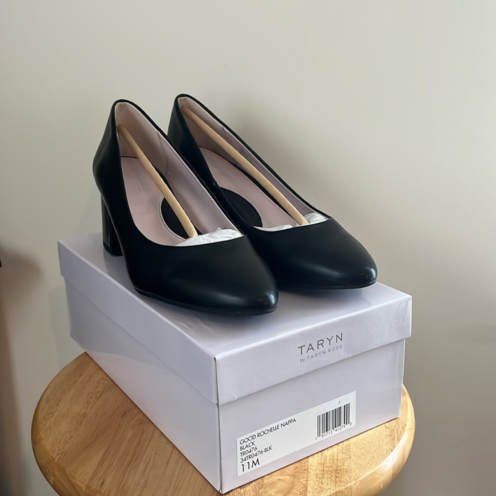 Taryn‎ Rose Good Rochelle Napa Black Block Heels NWT 11M Pump Classic Pointed
